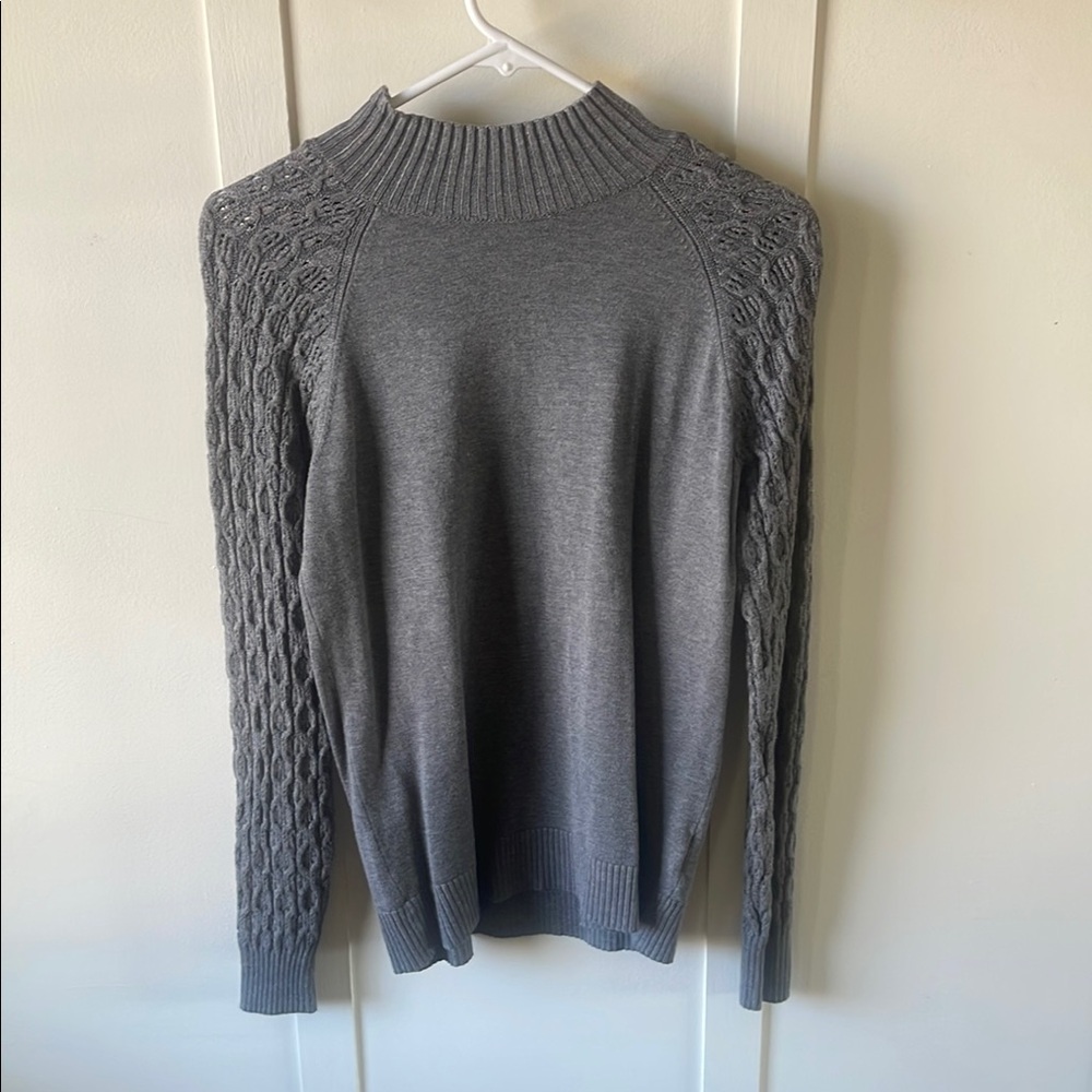 Gray Cable Knit women’s sweater